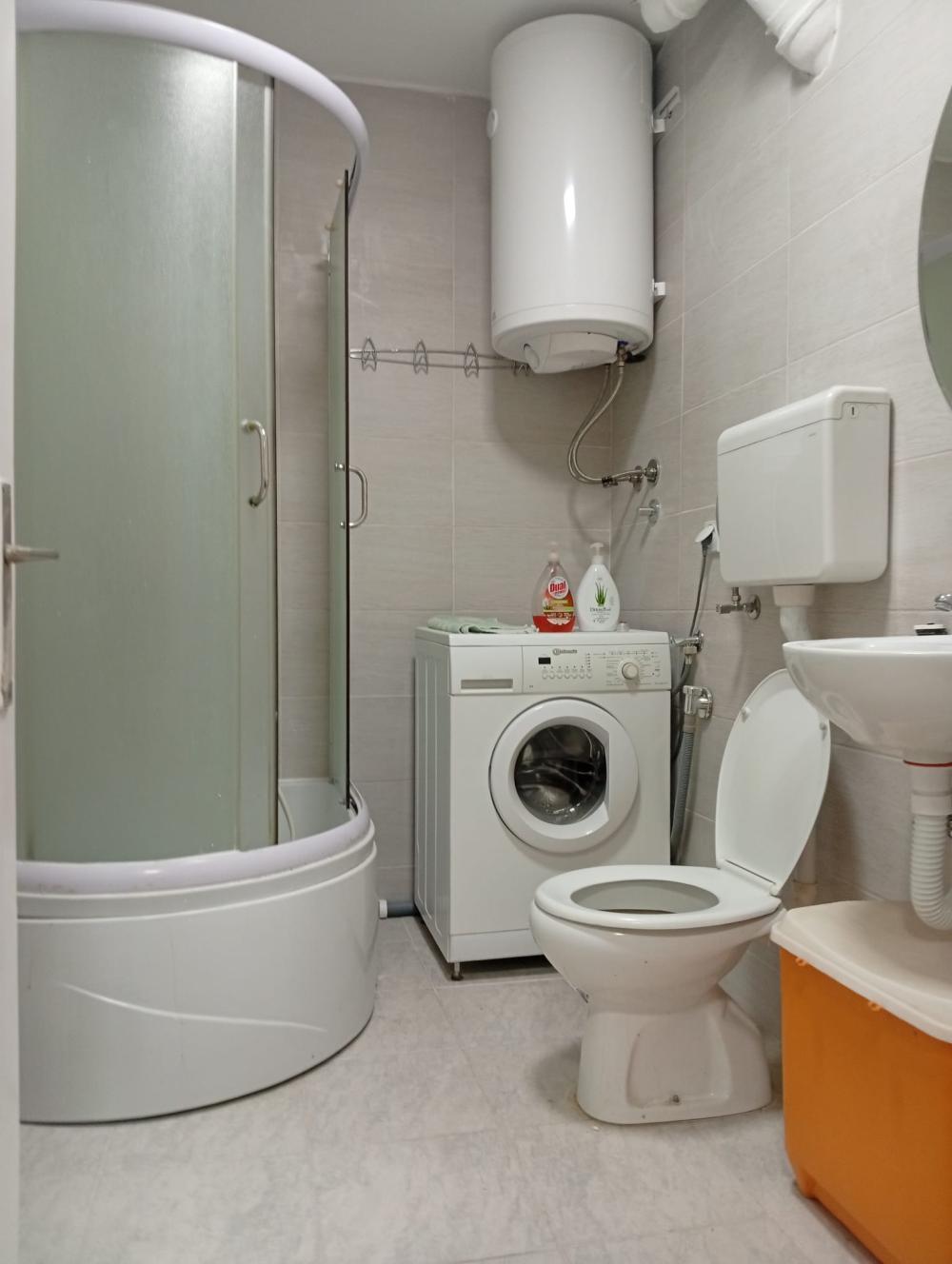 Slika 7 - Dvosoban, 55m2, U blizini Doma zdravlja Niš, sa terasom